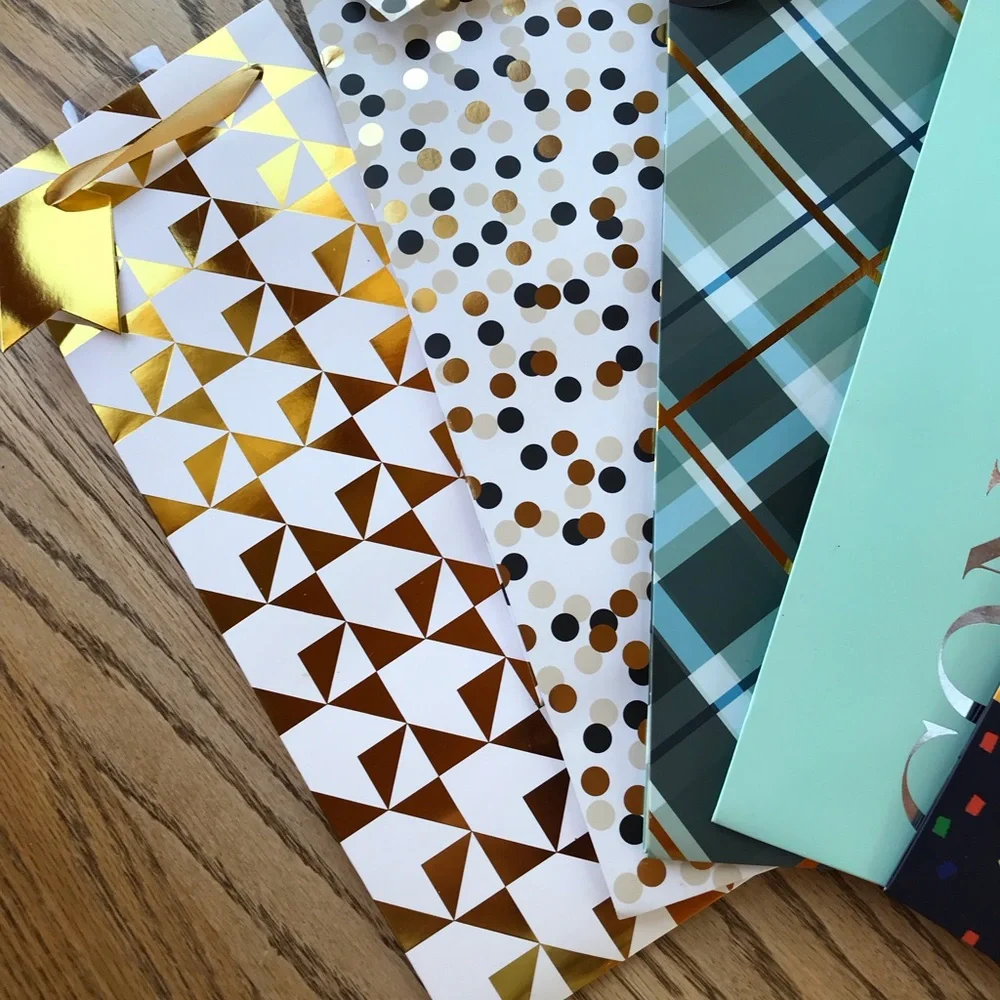 8 Wine/Bottle Gift Bags
